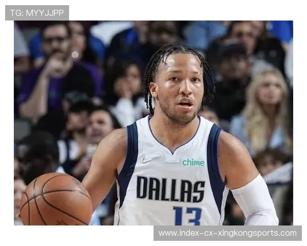 布伦森拐杖出场令人忧：看似微笑背后的隐忧