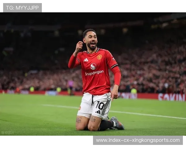 曼联弧顶一脚冷射令人心跳